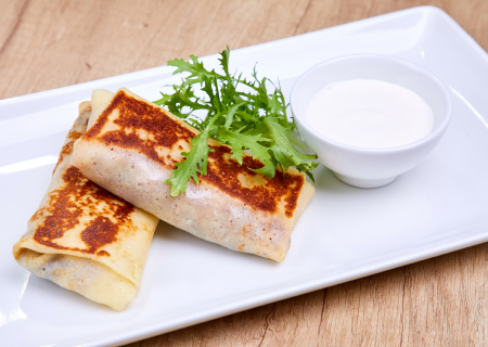 Крепе с ветчиной и сыром сулугуни