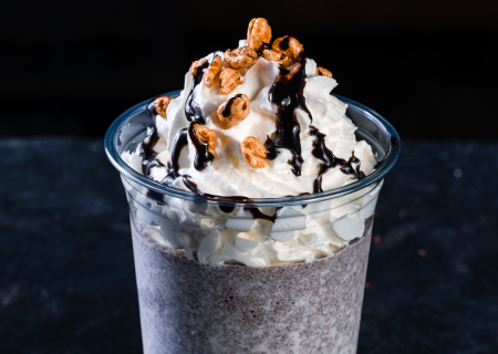 Молочный коктейль (мороженое, молоко)