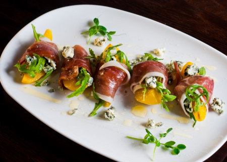 Роллы и канапе